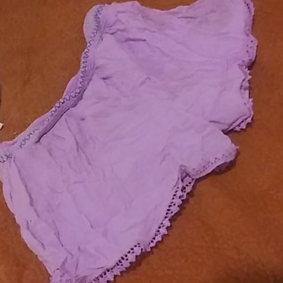 Short's - Picture 2 of 2